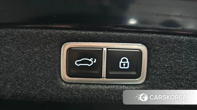 Hyundai Grandeur Hybrid (GN7) id 4623639 из Кореи 9