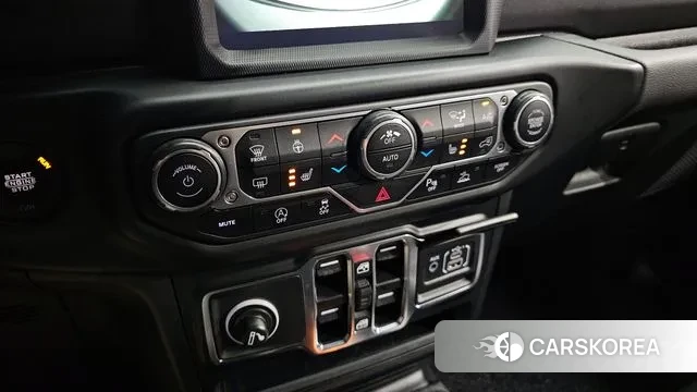 Jeep Wrangler (JL) id 2939627 из Кореи 9