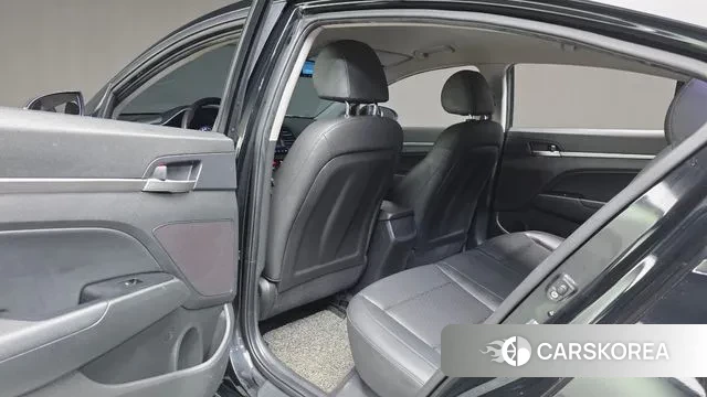 Hyundai The New Avante AD id 3622037 из Кореи 9