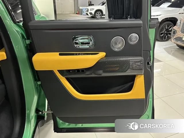 Rolls-Royce Cullinan id 3550335 из Кореи 9