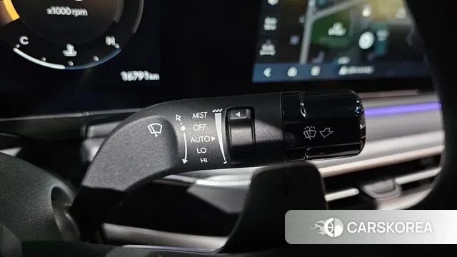 Hyundai Grandeur (GN7) id 3353475 из Кореи 9