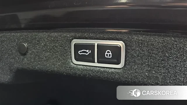 Hyundai Grandeur Hybrid (GN7) id 3739818 из Кореи 9