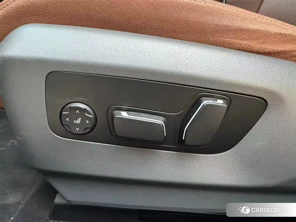 BMW 5 series id 4644681 из Китая 9
