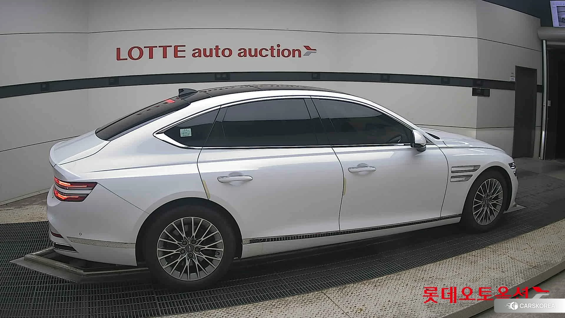 Hyundai G80 id 4902482 из Кореи 9