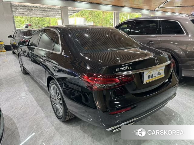 Mercedes-Benz E-class id 4299687 из Китая 9