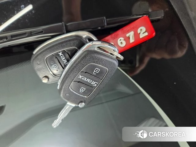 Hyundai The New Grand Starex id 4724266 из Кореи 9