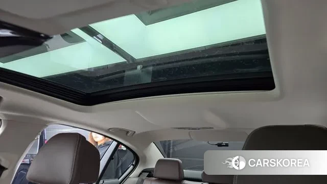 BMW 5 Series (G30) id 3696505 из Кореи 9