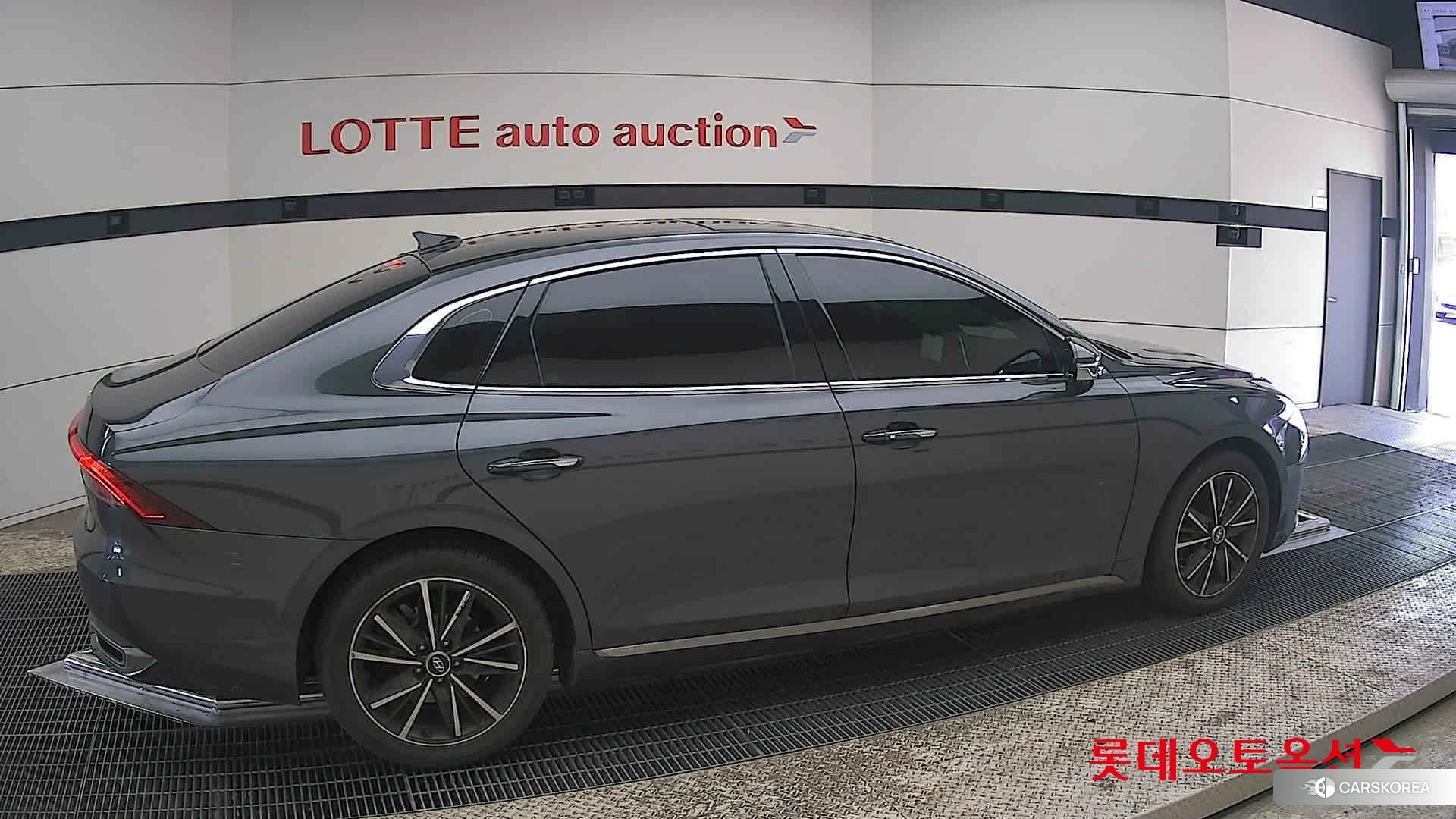 Hyundai Grandeur id 3882078 из Кореи 9