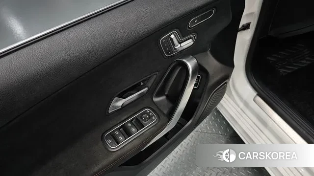 Mercedes-Benz A-Class W177 id 3458393 из Кореи 9