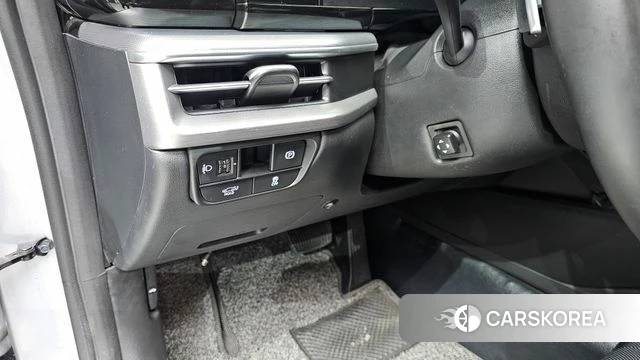 Hyundai Grandeur (GN7) id 4178095 из Кореи 9