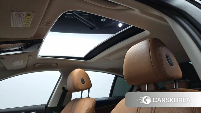 BMW 5 Series (G30) id 4594998 из Кореи 9