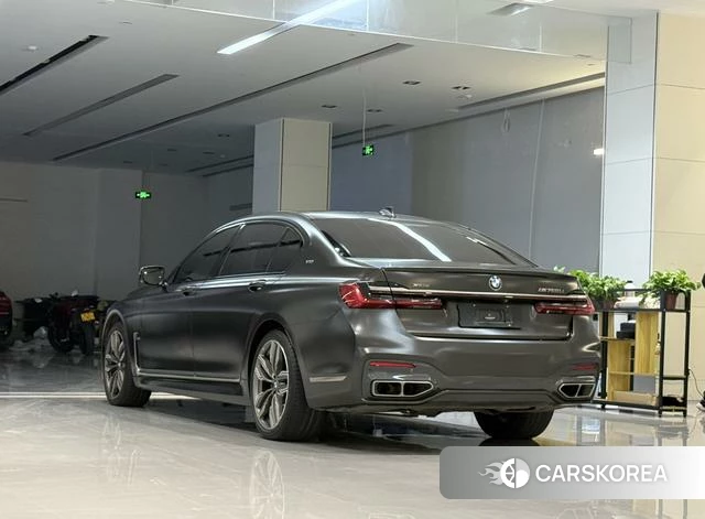 BMW 7 series id 4242303 из Китая 9