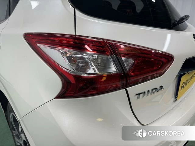 Nissan TIIDA id 4207380 из Китая 9