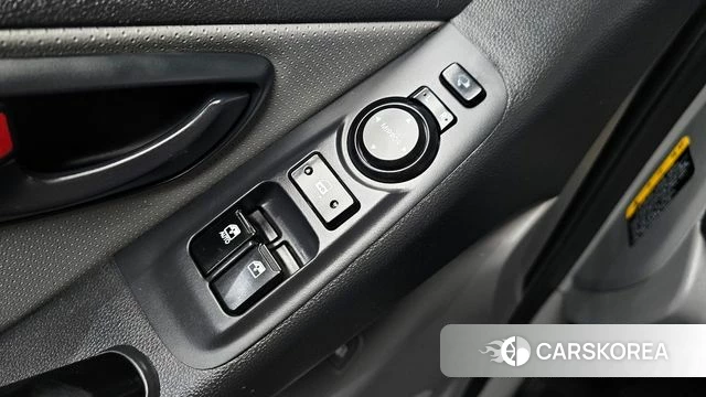 Hyundai The New Grand Starex id 4384404 из Кореи 9
