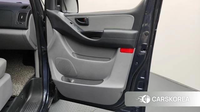 Hyundai The New Grand Starex id 4378222 из Кореи 9