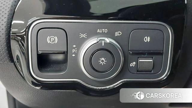 Mercedes-Benz A-Class W177 id 4280509 из Кореи 9