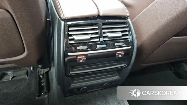 BMW 5 Series (G30) id 4751347 из Кореи 9