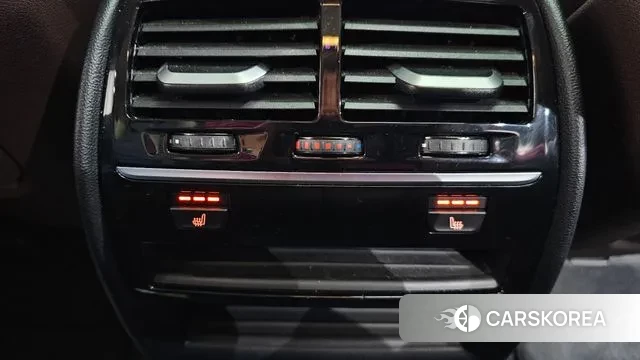 BMW 5 Series (G30) id 3385752 из Кореи 9