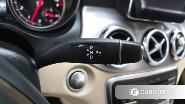 Mercedes-Benz GLA-Class X156 id 4520473 из Кореи 9