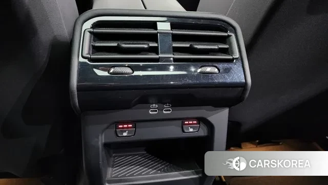 BMW 5 Series (G60) id 3555234 из Кореи 9