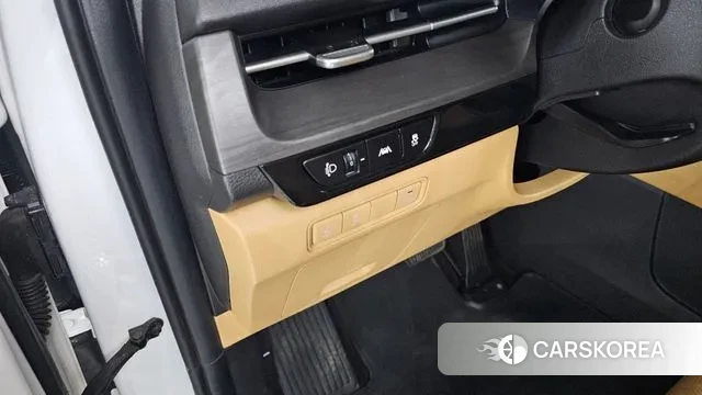 Kia Carnival 4th generation id 3702171 из Кореи 9