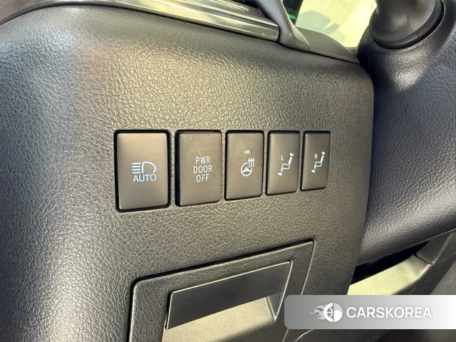 Toyota Elfa id 4272010 из Китая 9