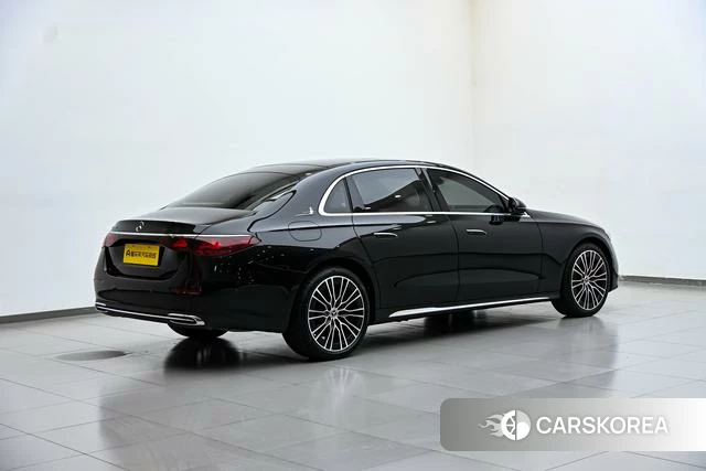 Mercedes-Benz E-class id 4260439 из Китая 9