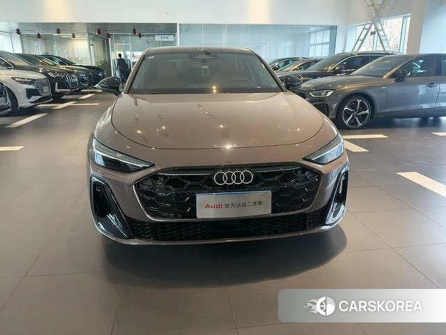 Audi A5L id 4271816 из Китая 9