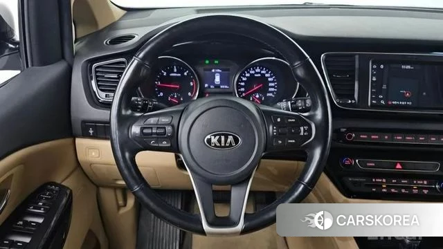 Kia The New Carnival id 4647330 из Кореи 9