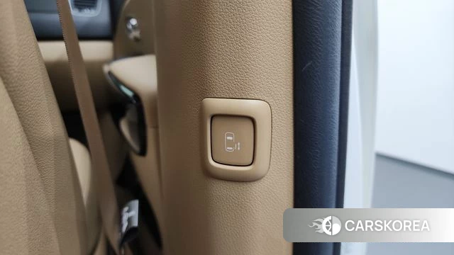 Kia The New Carnival id 3820760 из Кореи 9