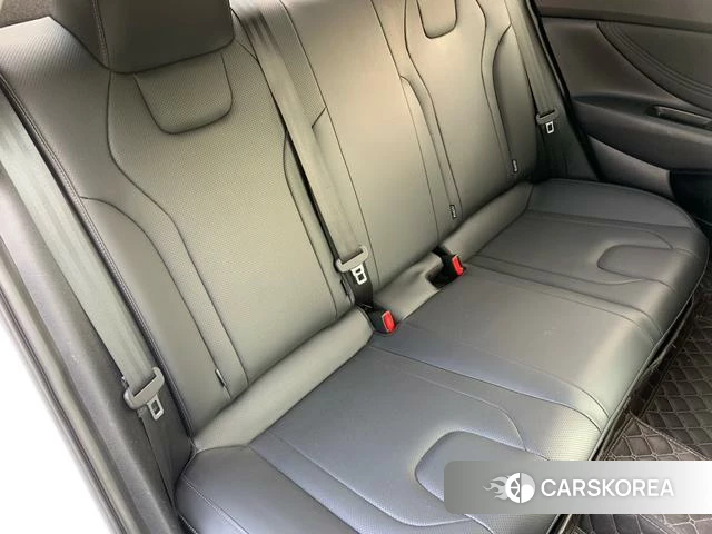 Hyundai Elantra id 4274781 из Китая 9