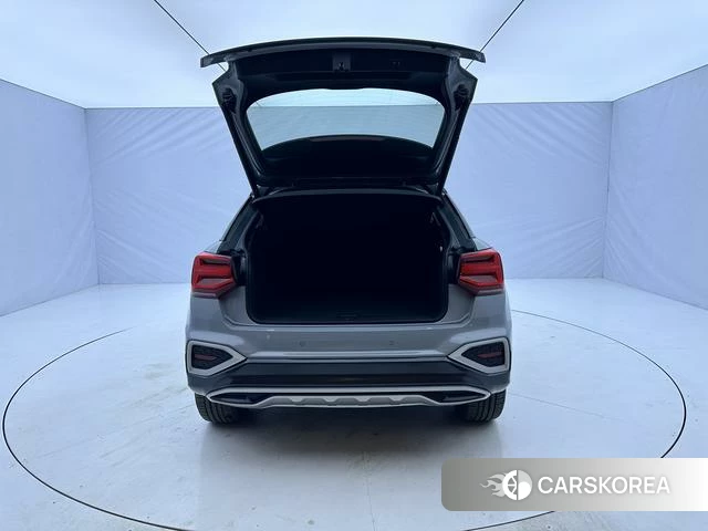 Audi Q2L id 4258740 из Китая 9