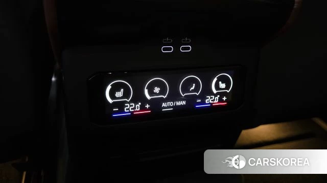 BMW 5 Series (G60) id 4314941 из Кореи 9