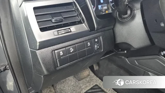 Ssangyong The New Rexton Sports Cannes id 3634936 из Кореи 9