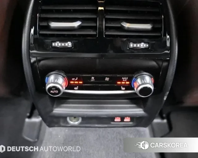 BMW 5 Series (G30) id 3695312 из Кореи 9