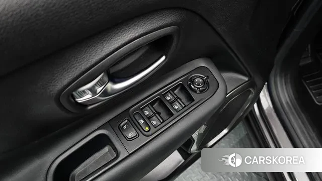 Jeep Renegade id 3777962 из Кореи 9