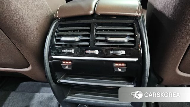 BMW 5 Series (G30) id 4403539 из Кореи 9