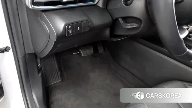 Hyundai The New Avante (CN7) id 3342067 из Кореи 9