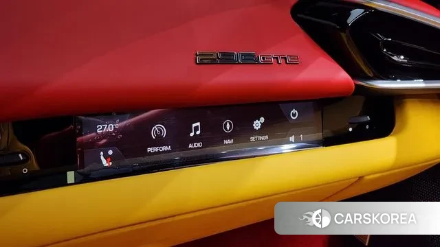 Ferrari 296 GTB id 3726162 из Кореи 9