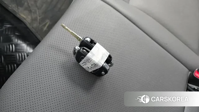 Hyundai The New Grand Starex id 3038916 из Кореи 9