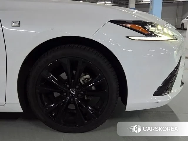 Lexus ES300h 7th generation id 3457863 из Кореи 9