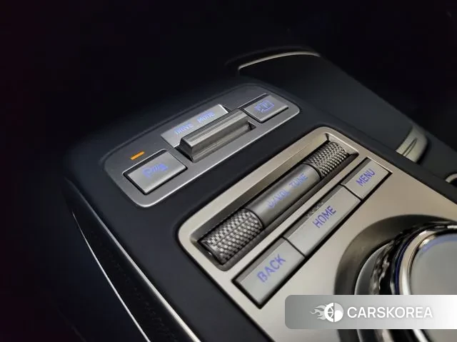 Genesis GV70 id 3305523 из Кореи 9