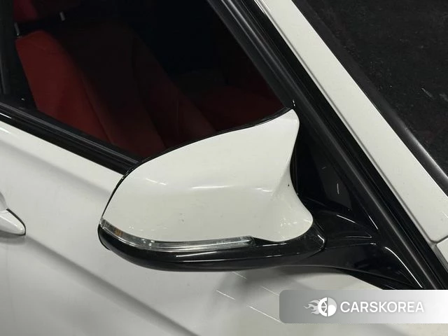 BMW 3 Series (F30) id 3814296 из Кореи 9