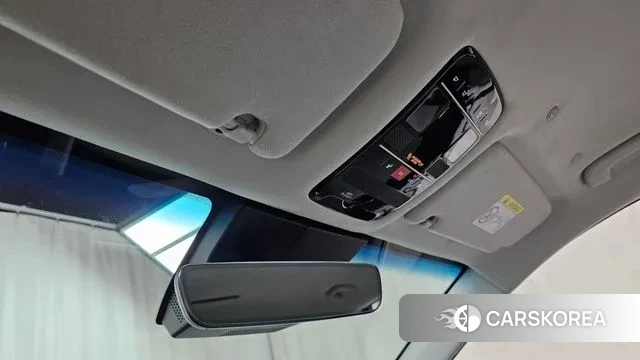 Hyundai Grandeur (GN7) id 2905410 из Кореи 9