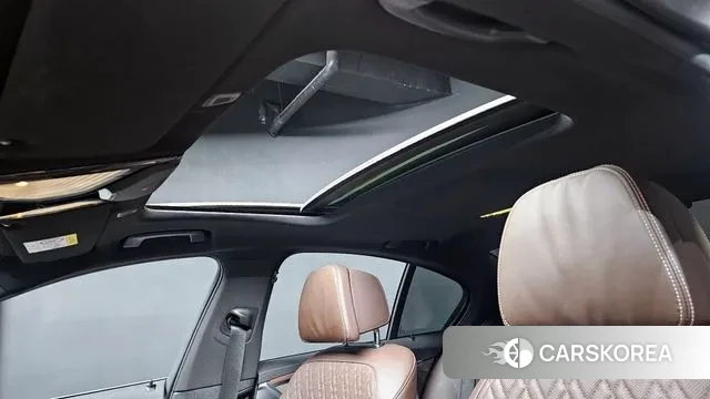 BMW 5 Series (G30) id 3760040 из Кореи 9