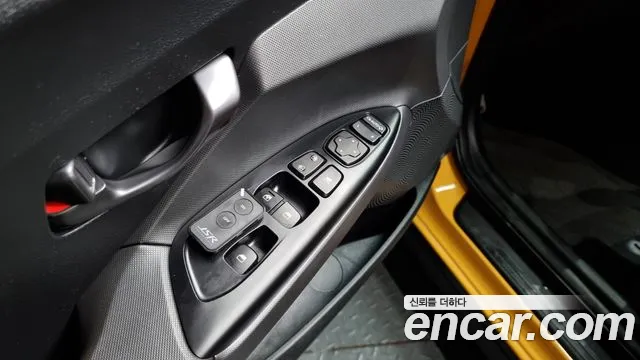 Hyundai Veloster (JS) id 2466372 из Кореи 9