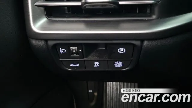 Hyundai Grandeur Hybrid (GN7) id 2847984 из Кореи 9