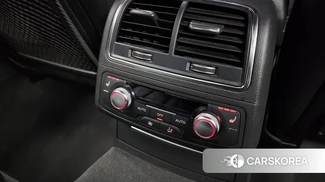 Audi New A6 id 3009393 из Кореи 9