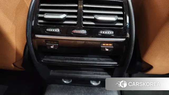 BMW 5 Series (G30) id 3728619 из Кореи 9