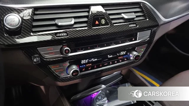 BMW 5 Series (G30) id 3195949 из Кореи 9